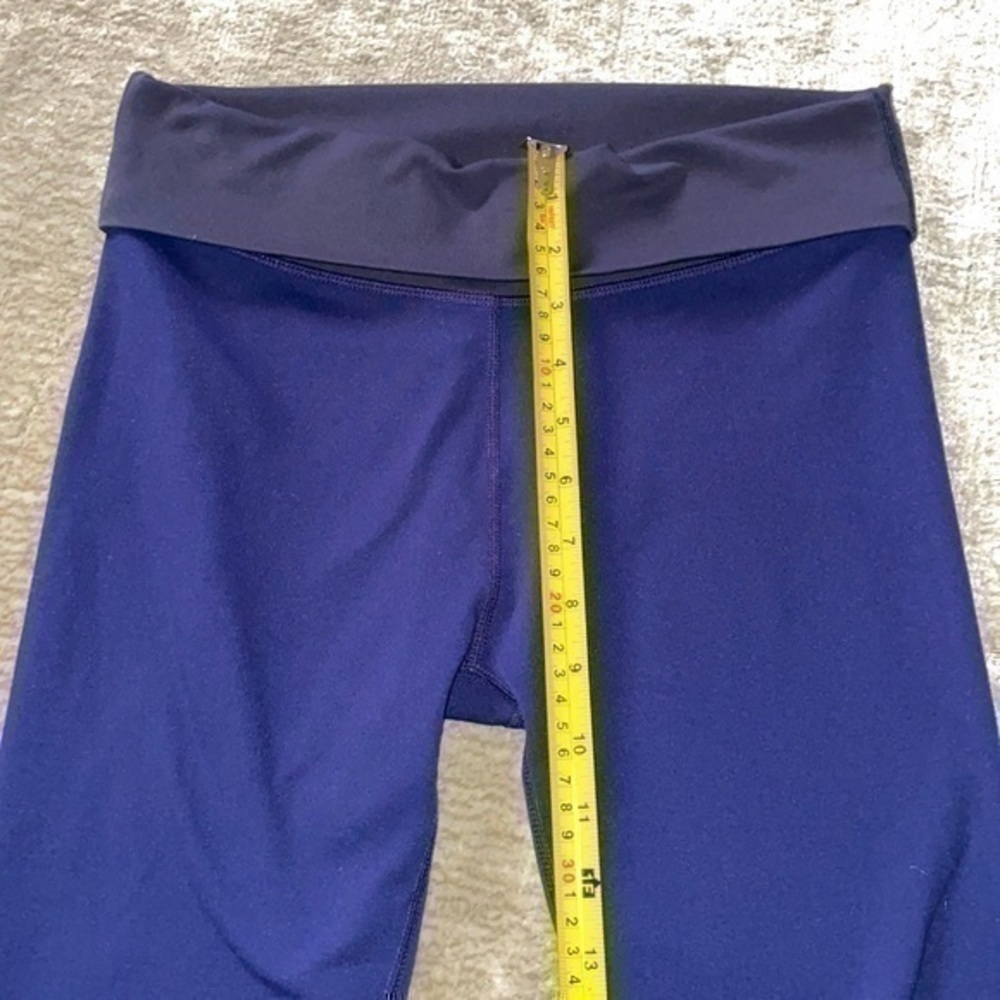 Fabletics designed in California leggings crop navy grey XS gently preloved - Picture 4 of 10